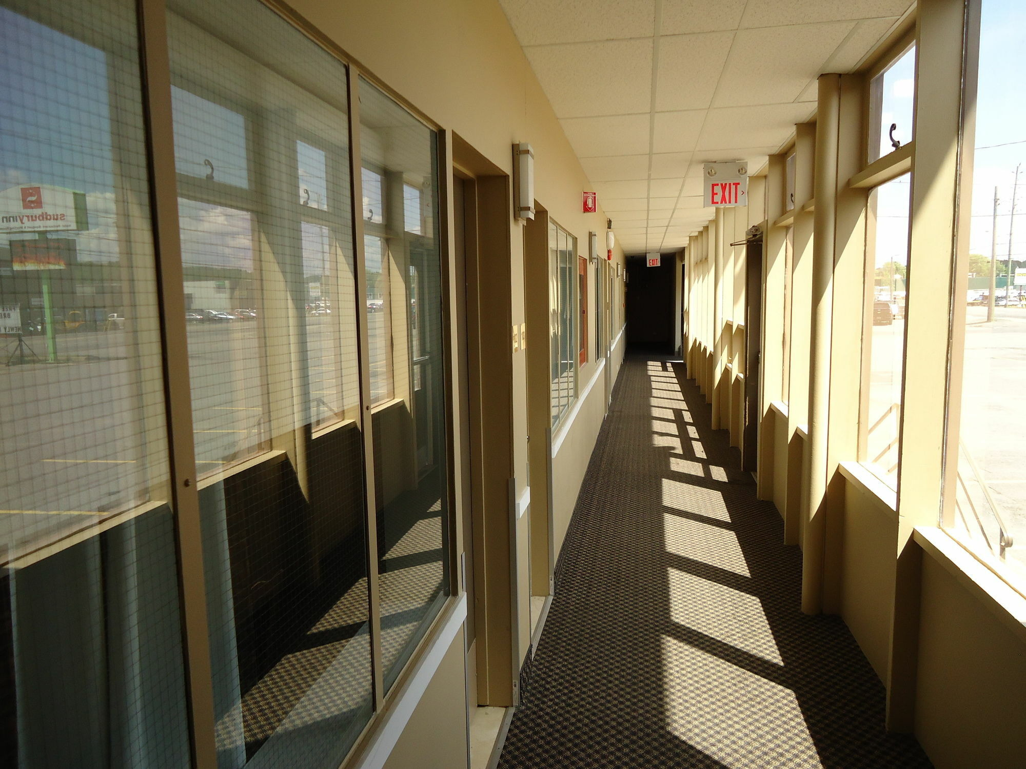 Econo Lodge Sudbury Exterior photo